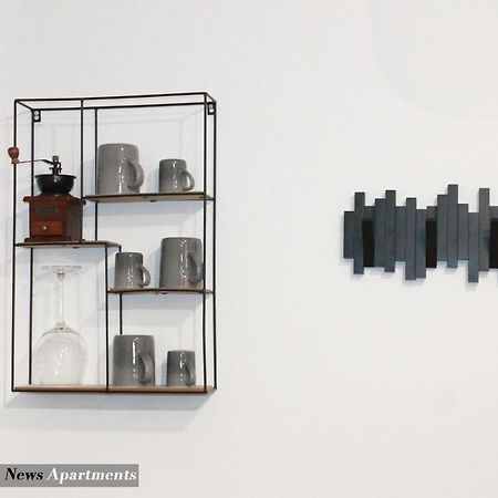 Black & White - News Apartment ブカレスト エクステリア 写真
